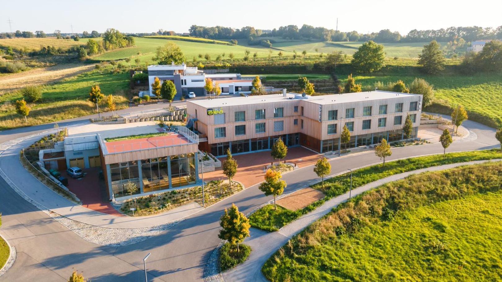 Oekohotel Aus Holz Alea Eco Pfaffenhofen an der Ilm Dış mekan fotoğraf